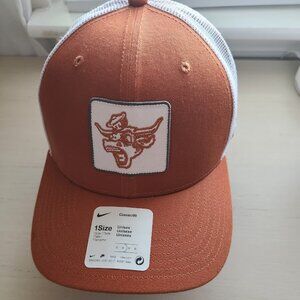 Nike Texas Longhorns Bevo Trucker Hat Classic 99 Texas Orange Adjustable